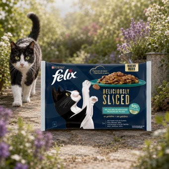 PURINA® FELIX® Deliciously Sliced Fish Selection 4 x 80g