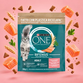 PURINA� ONE Bifensis Adult Salmon 800g
